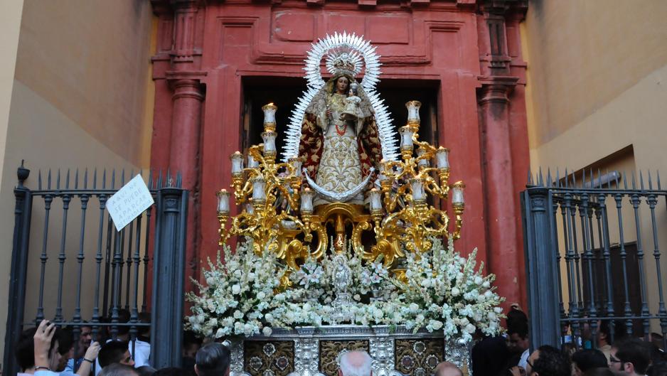 Madre de Dios del Rosario tambien saldrá en Procesión en Octubre en Sevilla