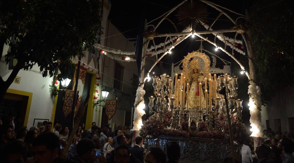 El Rosario del barrio León de Sevilla suspende su procesión