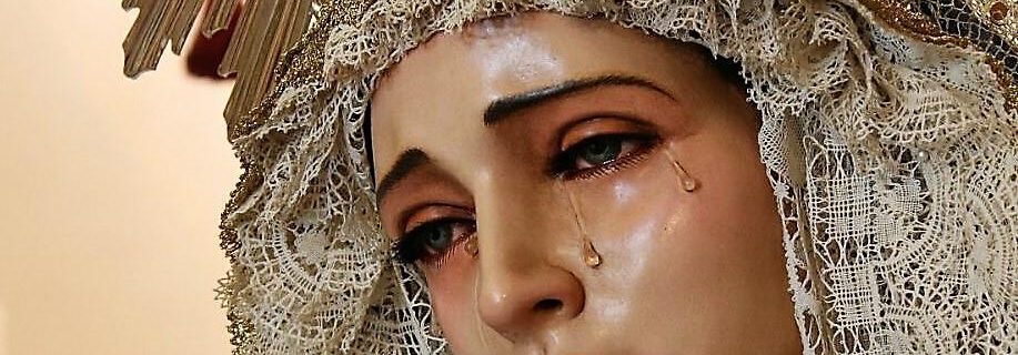 Recorrido del Rosario Vespertino presidido por María Santísima de la Amargura en Jerez de la Frontera