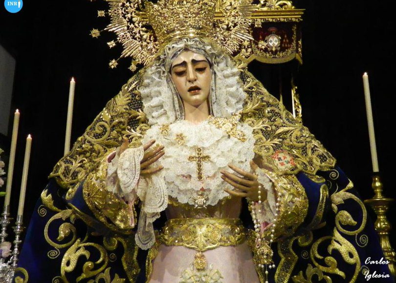 Culminado el nuevo manto de camarín de San Benito de Sevilla