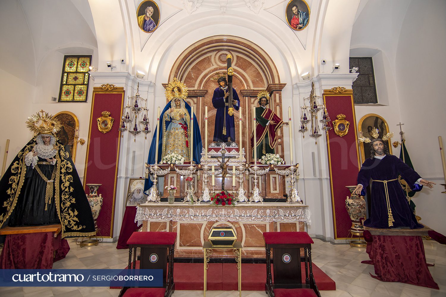 Los titulares de la Oración en el Huerto de Huelva ya se encuentran en la capilla de la Hermandad del Nazareno