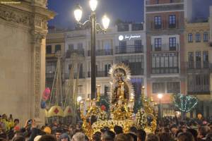 Horario e Itinerario salida procesional de la Inmaculada Pura y Limpia hoy en Sevilla