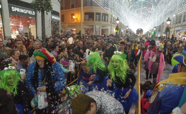El Vía Crucis Extraordinario por el centenario de la Agrupación de Cofradías deja a Málaga sin Sábado de Carnaval
