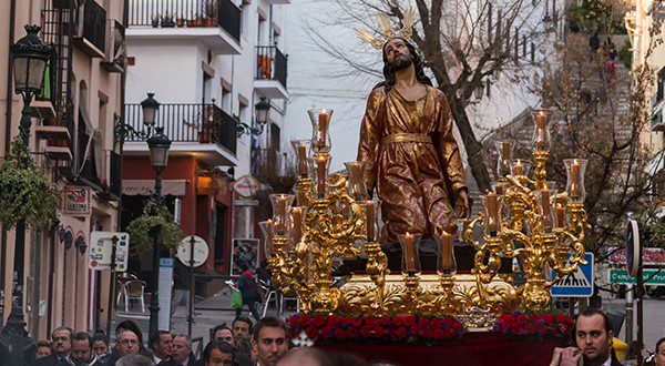 Recorrido del Via Crucis de la Juventud Cofrade. Granada este 12 de Marzo del 2022