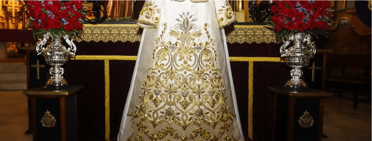 Enrique Bendala borda una nueva saya para la Virgen de Resignación de Huelva