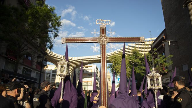 La Hermandad de El Valle y el Arzobispado de Sevilla se enfrentan