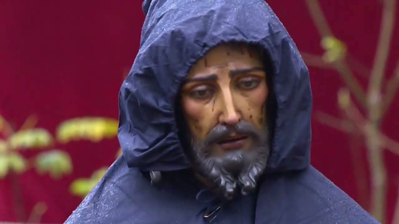 Vídeo de Hermandad de Santa Genoveva en Campana 2022. Lunes Santo. Sevilla