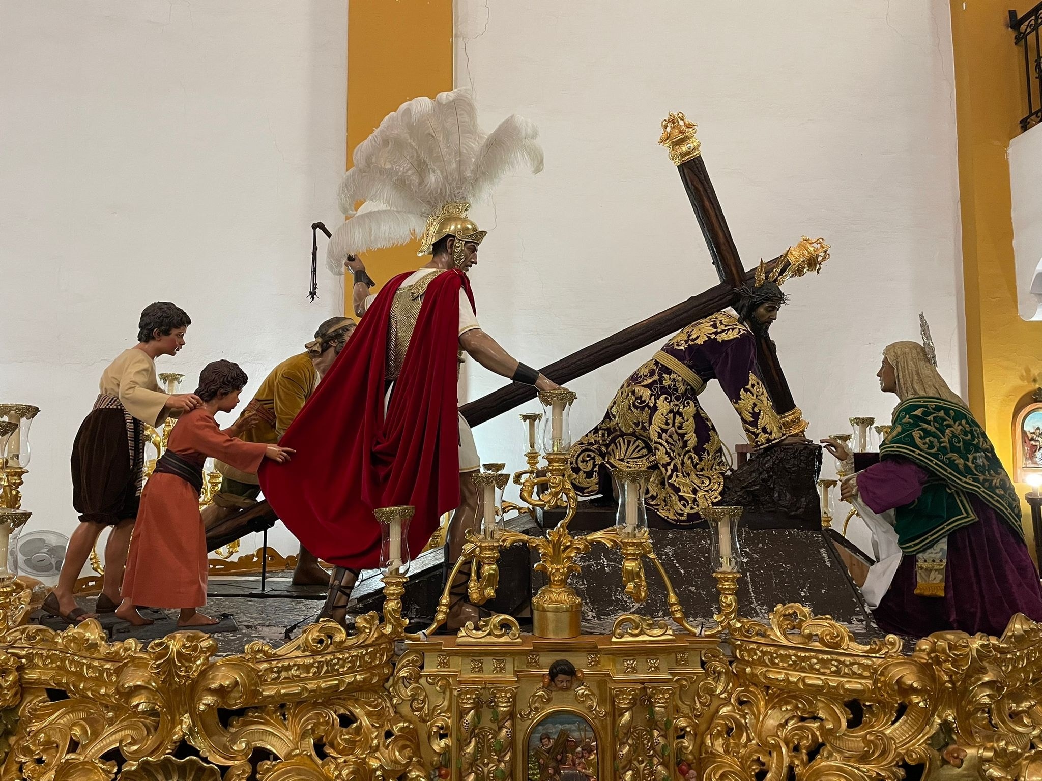 Jesús de las Penas en sus Tres Caídas de Huelva ya se encuentra en su paso con una composición inédita