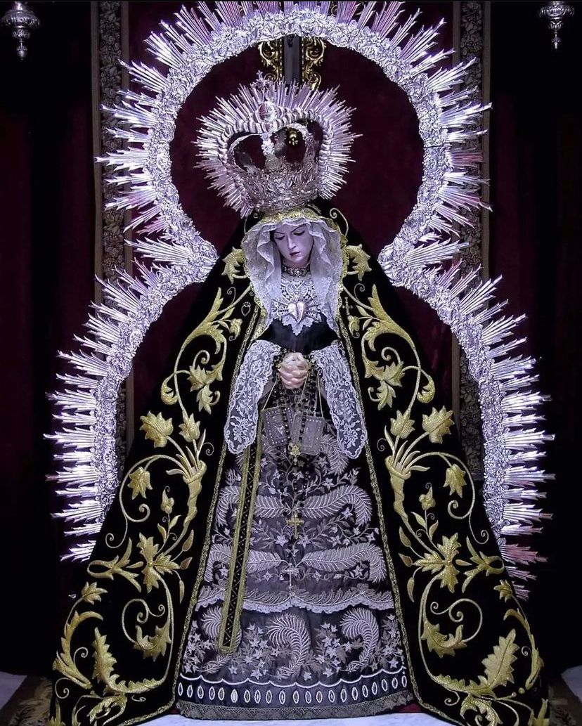 La antigua Virgen de Dolores fundacional de Servitas de Cádiz procesionará en su nuevo paso de palio el próximo 15 de agosto