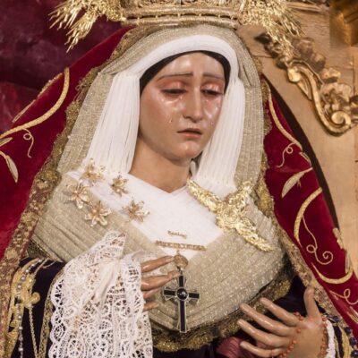 Se suaviza la tonalidad cromática de María Santísima de la Misericordia de Granada
