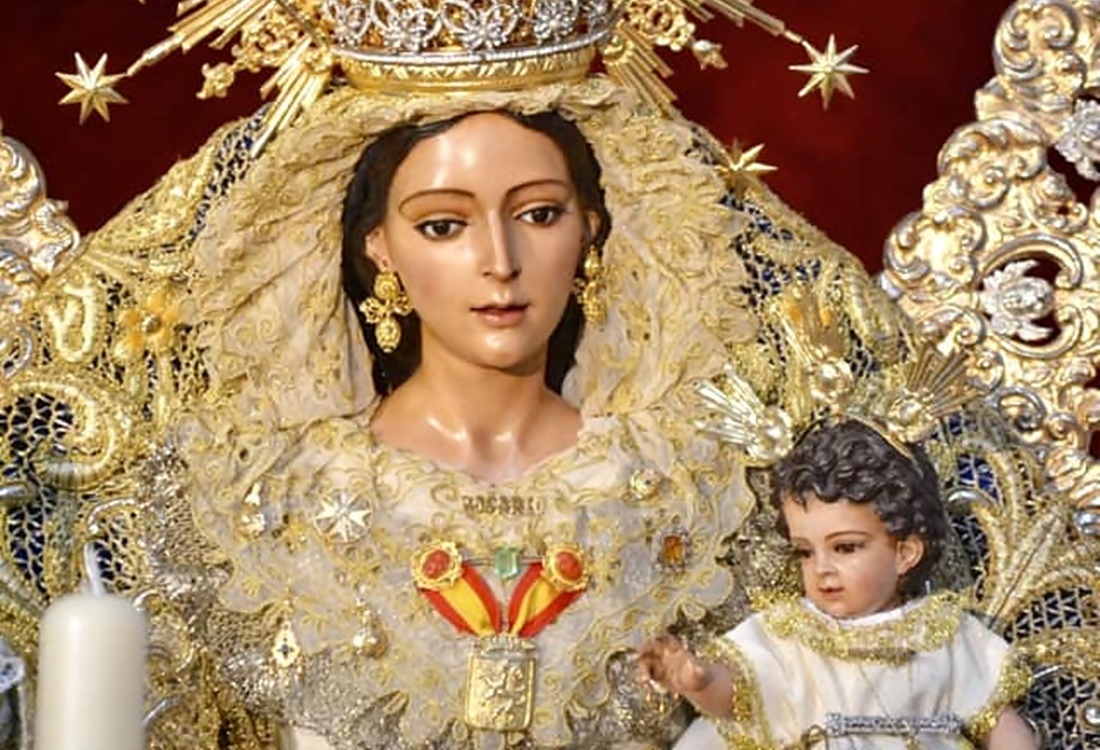 Horario e Itinerario de la Salida Procesional de la Virgen del Rosario del Barrio León de Sevilla hoy Sábado