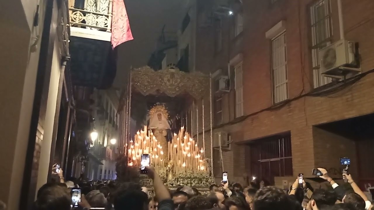Vídeos de la Procesión Extraordinaria de la Virgen de las Aguas, titular de la Hermandad del Museo