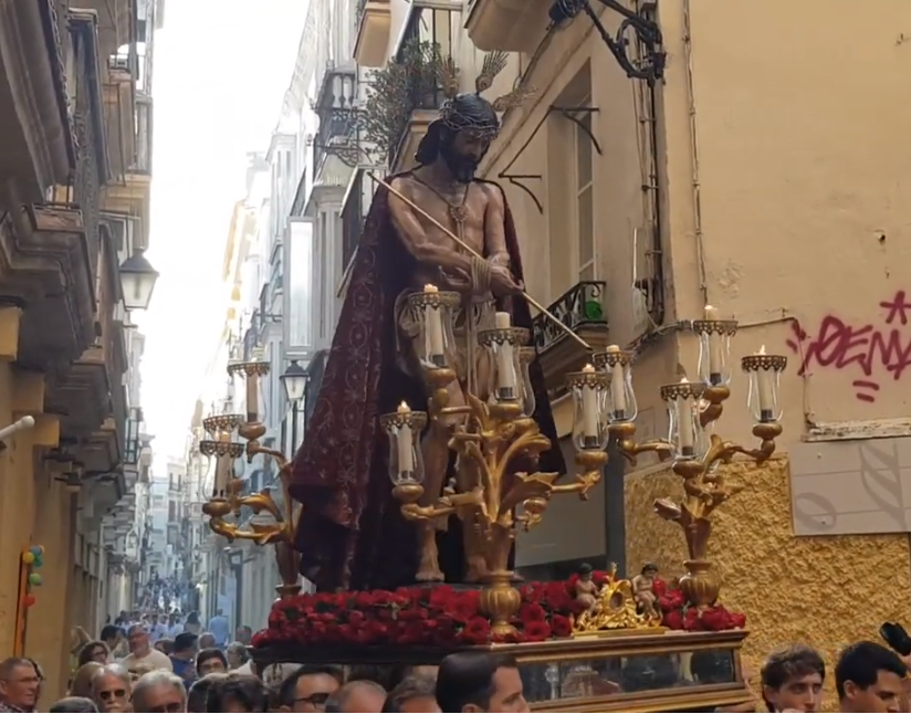 Vídeo del traslado de lso Titulares de la Hdad del Ecce Homo a la Iglesia de San Juan de Dios en Cádiz